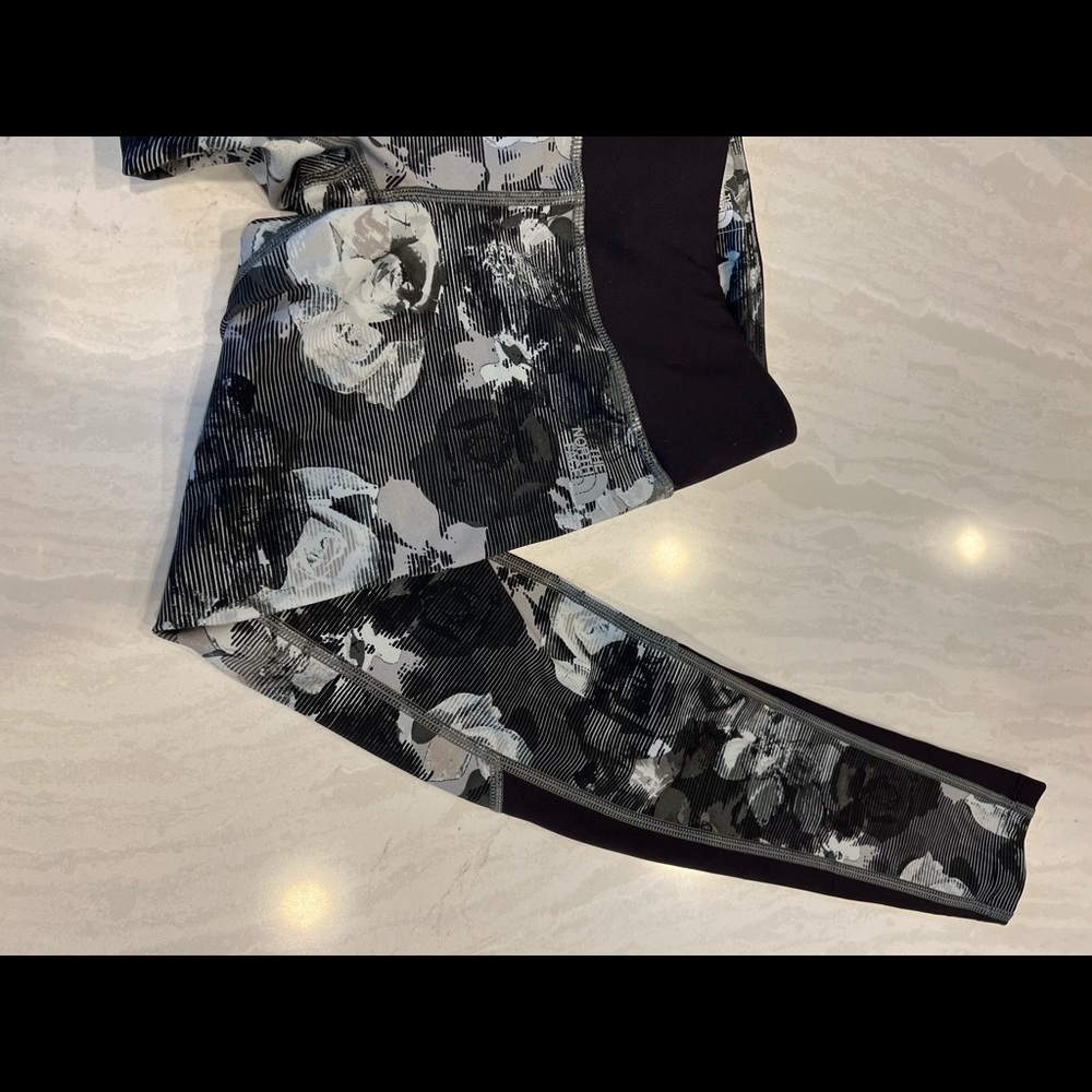 North Face legging